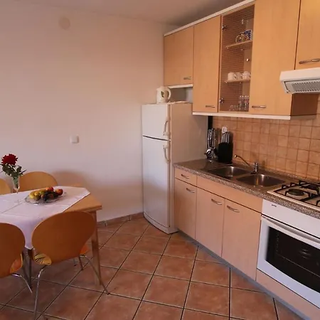 בית הארחה Grahovac מאלינסקה